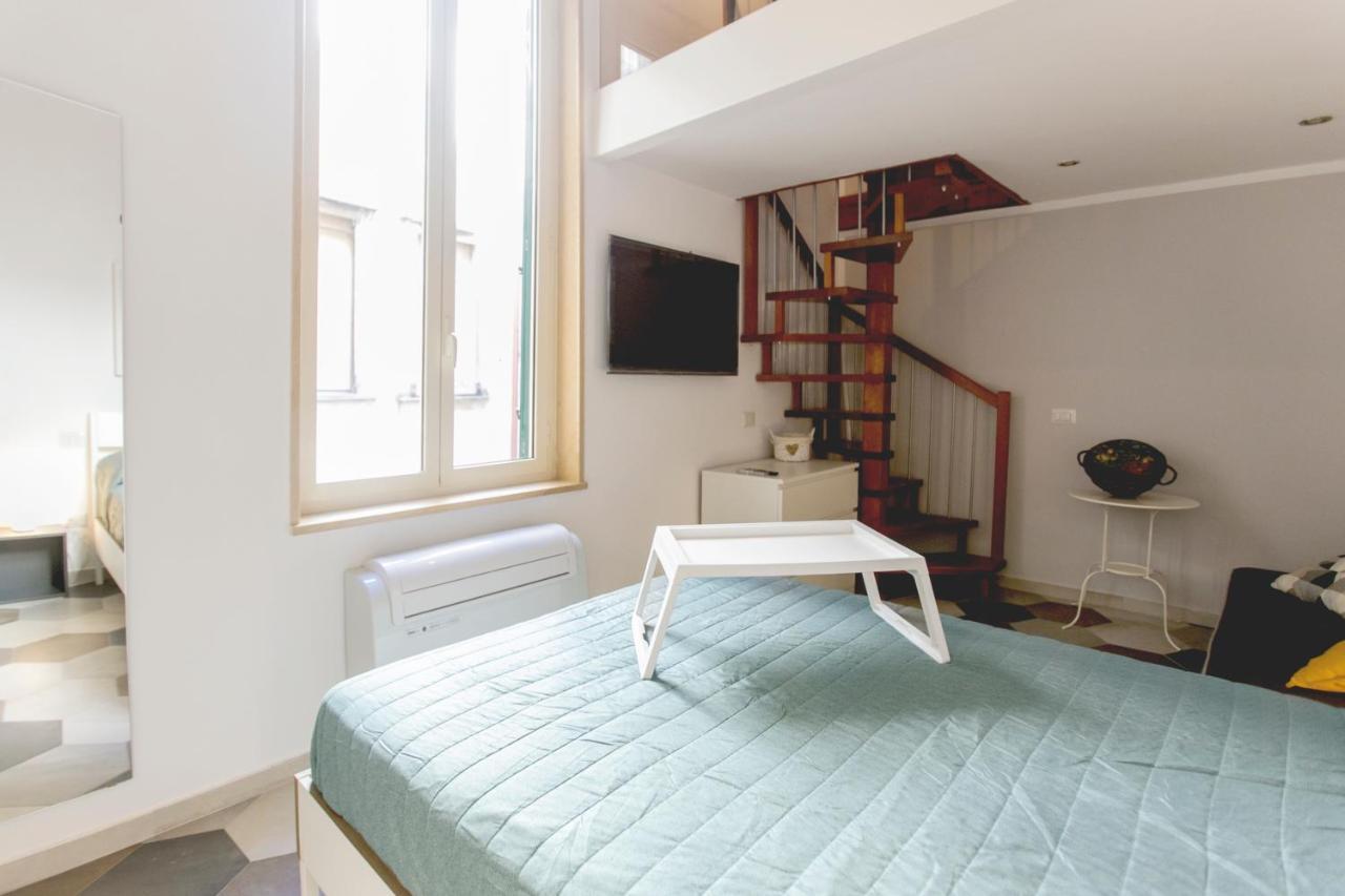 Anticaglia/24 Bed & Breakfast Naples Exterior photo